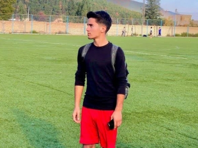 گفتگو با فوتبالیست جوان گنبدی: استعدادهای فوتبالی گنبد را ببینیم