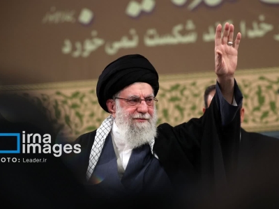عضو اهل سنت مجلس خبرگان: پرچم رهبر شهید بر زمین نمی‌افتد